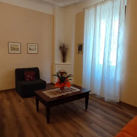 Apartament Calzaioli - Steps From The Duomo