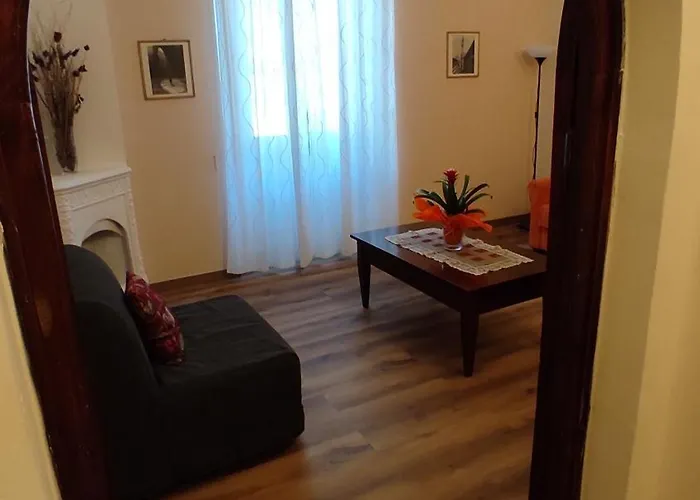 Calzaioli - Steps From The Duomo Apartament *