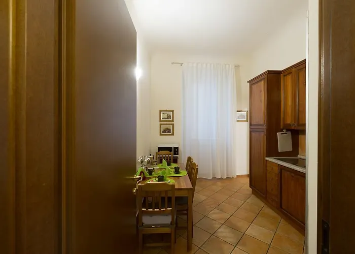 Apartament Calzaioli - Steps From The Duomo